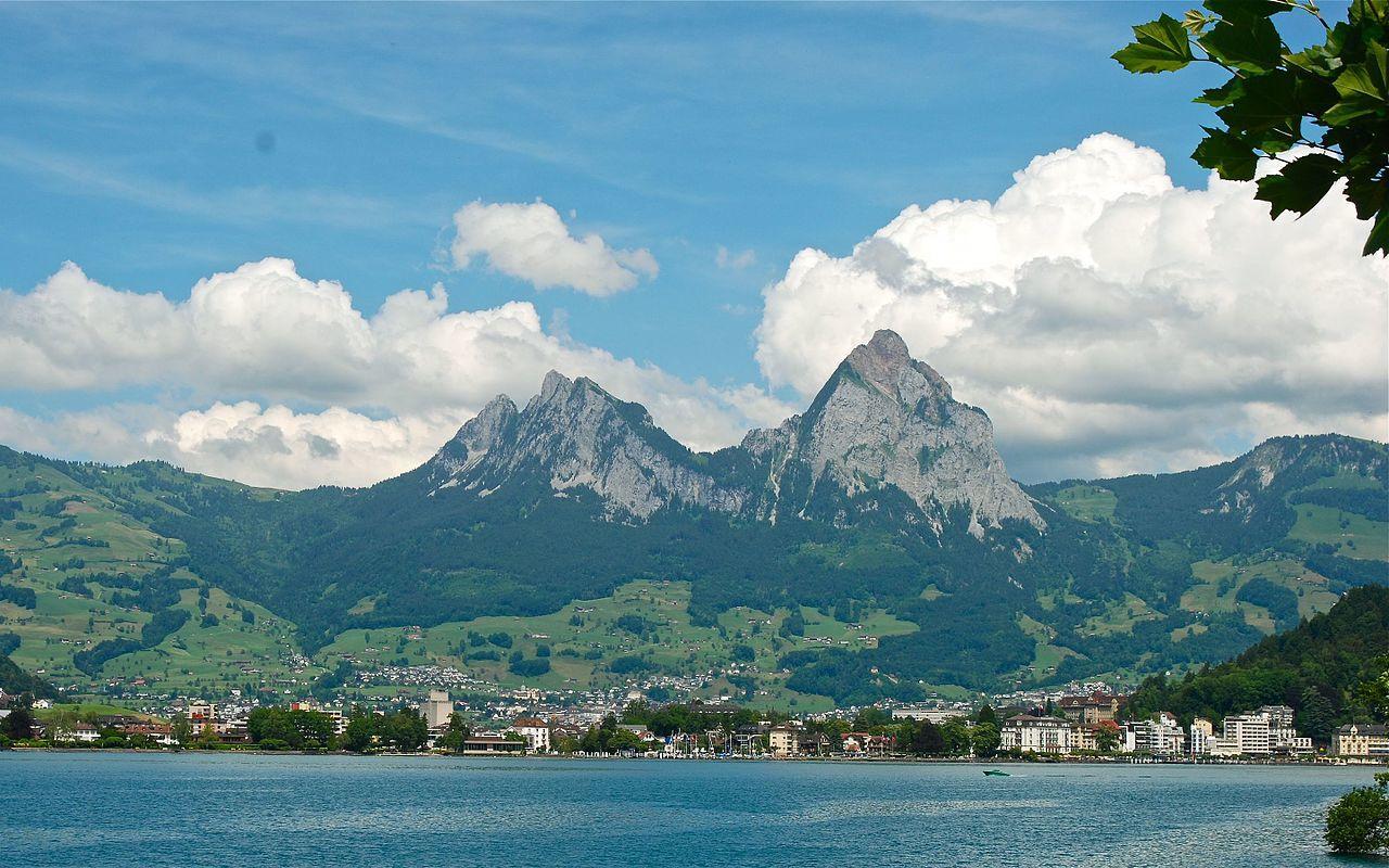 Ferienwohnung Mit Seesicht Brunnen Exteriér fotografie